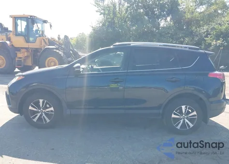 2018 Toyota Rav4 Xle from USA, damaged, VIN JTMRFREV2JJ190832
